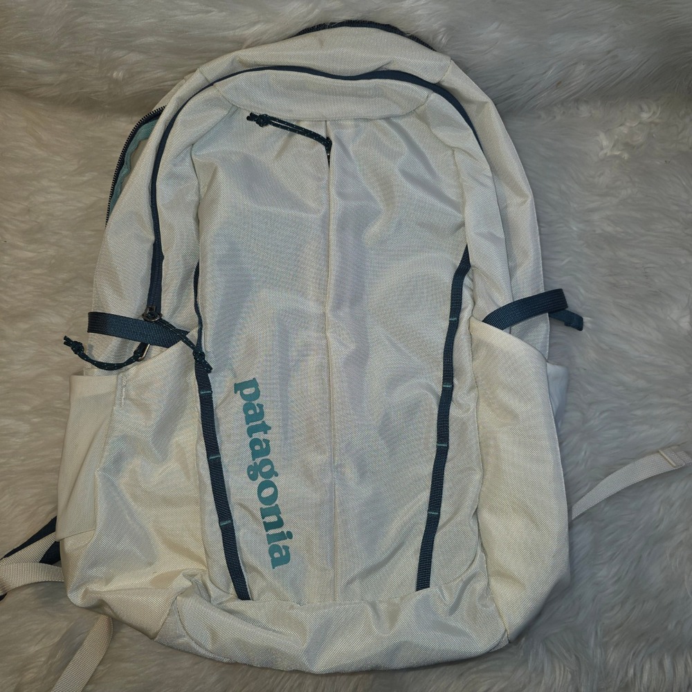 Patagonia Refugio 26L Womens Backpack Birch White Tidal Teal 48080 Laptop